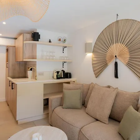 6p In A Citadelle With Pool - Apartmán Saint Tropez